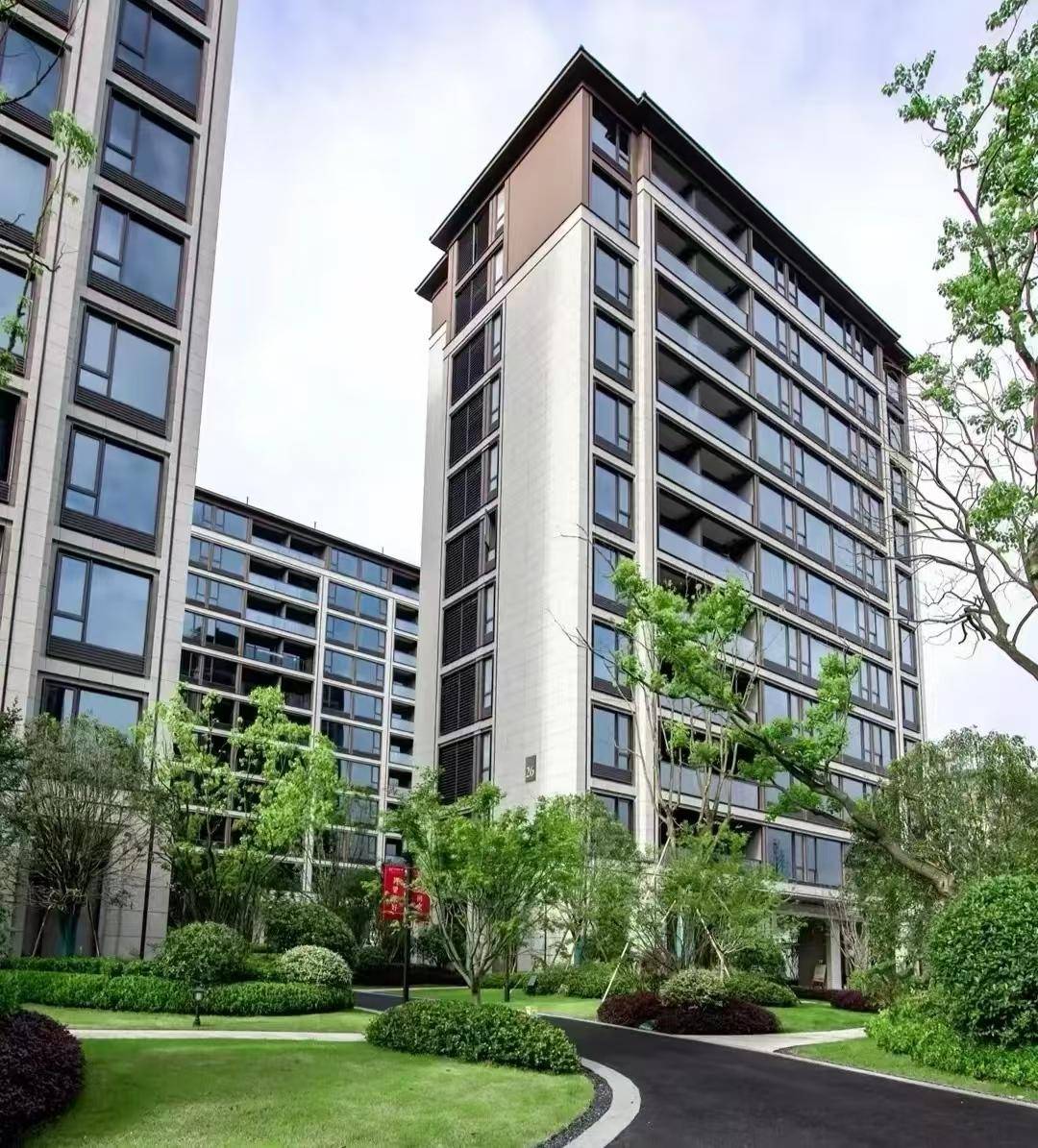 百科→首页网站→楼盘百科→首页网站→处24小时热线兰香湖二号售楼处电话→兰香湖二号售楼中心电话→楼盘(图6)