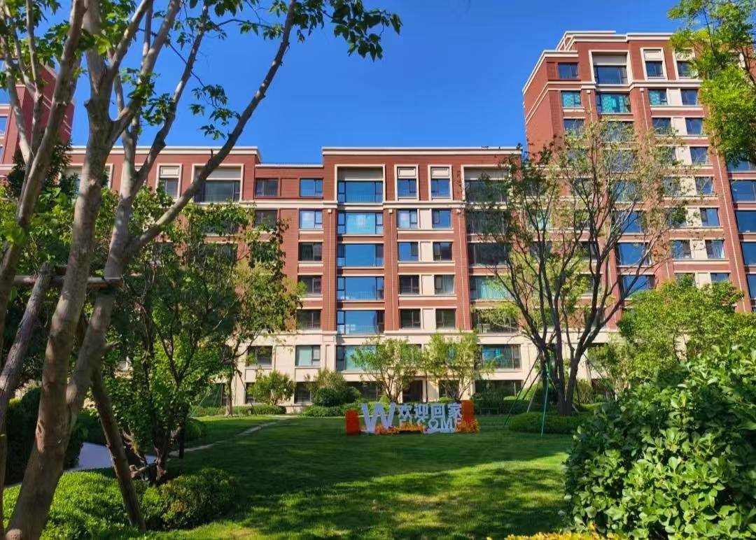 百科→首页网站→楼盘百科→首页网站→处24小时热线兰香湖二号售楼处电话→兰香湖二号售楼中心电话→楼盘(图37)