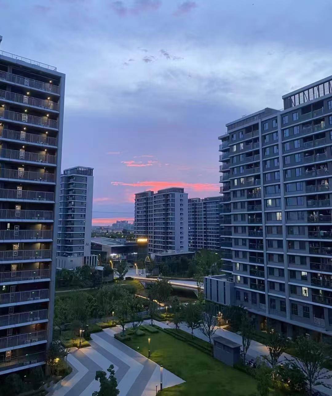 科→首页网站→楼盘百科→首页网站→处24小时热线金茂璞元售楼处电话→金茂璞元售楼中心电话→楼盘百(图2)